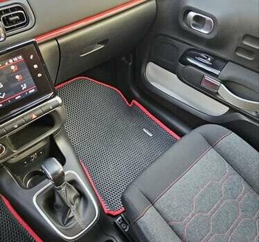 Белый Ситроен С3, объемом двигателя 1.2 л и пробегом 33 тыс. км за 13500 $, фото 9 на Automoto.ua