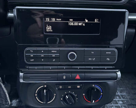 Белый Ситроен С3, объемом двигателя 1.2 л и пробегом 67 тыс. км за 9150 $, фото 57 на Automoto.ua