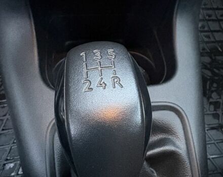 Белый Ситроен С3, объемом двигателя 1.2 л и пробегом 68 тыс. км за 8950 $, фото 5 на Automoto.ua