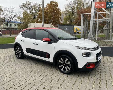 Белый Ситроен С3, объемом двигателя 1.2 л и пробегом 53 тыс. км за 12000 $, фото 4 на Automoto.ua