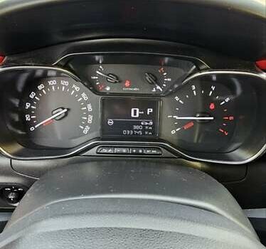 Белый Ситроен С3, объемом двигателя 1.2 л и пробегом 33 тыс. км за 13500 $, фото 3 на Automoto.ua