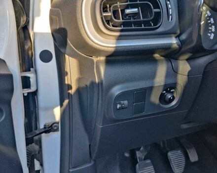 Белый Ситроен С3, объемом двигателя 1.2 л и пробегом 74 тыс. км за 10300 $, фото 6 на Automoto.ua