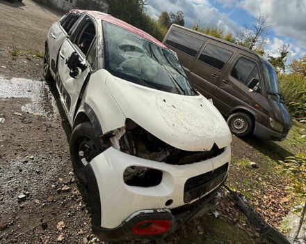 Сітроен С3 2018 у Івано-Франківську на Automoto.ua Білий Сітроен С3, об'ємом двигуна 1.2 л та пробігом 99 тис. км за 4000 $, фото 7 на Automoto.ua