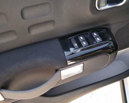 Белый Ситроен С3, объемом двигателя 1.6 л и пробегом 189 тыс. км за 11804 $, фото 14 на Automoto.ua