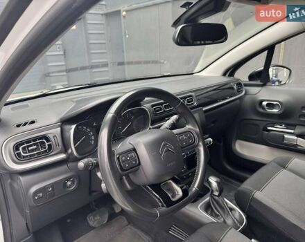 Ситроен С3 2018 в Киеве на Automoto.ua Белый Ситроен С3, объемом двигателя 1.2 л и пробегом 89 тыс. км за 13500 $, фото 5 на Automoto.ua