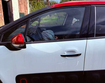 Сітроен С3 2018 у Івано-Франківську на Automoto.ua Білий Сітроен С3, об'ємом двигуна 1.2 л та пробігом 99 тис. км за 4000 $, фото 13 на Automoto.ua