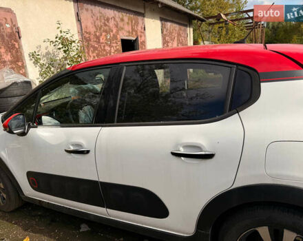 Сітроен С3 2018 у Івано-Франківську на Automoto.ua Білий Сітроен С3, об'ємом двигуна 1.2 л та пробігом 99 тис. км за 4000 $, фото 10 на Automoto.ua