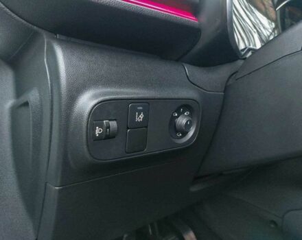 Белый Ситроен С3, объемом двигателя 1.2 л и пробегом 62 тыс. км за 10800 $, фото 19 на Automoto.ua