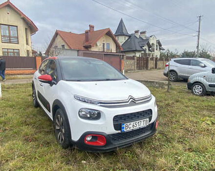 Белый Ситроен С3, объемом двигателя 1.2 л и пробегом 126 тыс. км за 10800 $, фото 2 на Automoto.ua