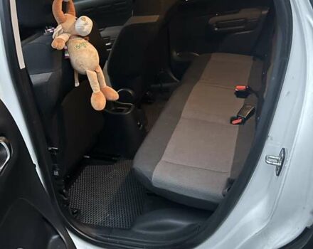 Белый Ситроен С3, объемом двигателя 1.2 л и пробегом 114 тыс. км за 16700 $, фото 12 на Automoto.ua