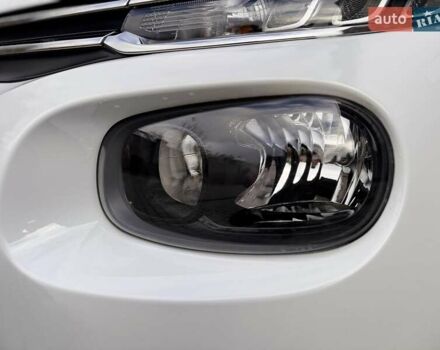 Белый Ситроен С3, объемом двигателя 1.2 л и пробегом 69 тыс. км за 13500 $, фото 16 на Automoto.ua