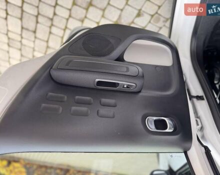 Белый Ситроен С3, объемом двигателя 1.2 л и пробегом 69 тыс. км за 13500 $, фото 50 на Automoto.ua