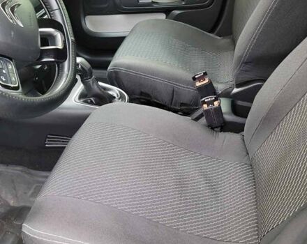 Білий Сітроен С3, об'ємом двигуна 1.2 л та пробігом 188 тис. км за 8100 $, фото 12 на Automoto.ua