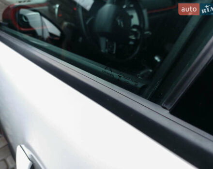 Білий Сітроен С3, об'ємом двигуна 1.2 л та пробігом 62 тис. км за 10800 $, фото 8 на Automoto.ua