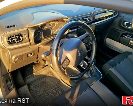 Белый Ситроен С3, объемом двигателя 1.2 л и пробегом 25 тыс. км за 14900 $, фото 5 на Automoto.ua