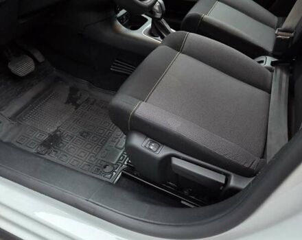 Белый Ситроен С3, объемом двигателя 1.2 л и пробегом 82 тыс. км за 16500 $, фото 15 на Automoto.ua