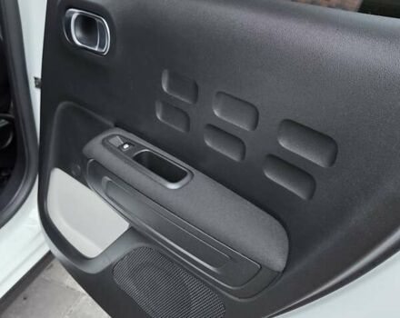 Белый Ситроен С3, объемом двигателя 1.2 л и пробегом 82 тыс. км за 16500 $, фото 13 на Automoto.ua