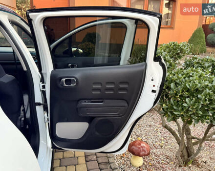 Белый Ситроен С3, объемом двигателя 1.2 л и пробегом 36 тыс. км за 14500 $, фото 46 на Automoto.ua