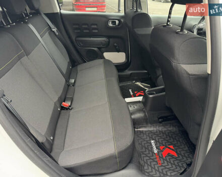 Белый Ситроен С3, объемом двигателя 1.2 л и пробегом 70 тыс. км за 11299 $, фото 39 на Automoto.ua