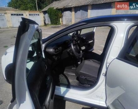 Білий Сітроен С3, об'ємом двигуна 1.2 л та пробігом 70 тис. км за 12000 $, фото 3 на Automoto.ua