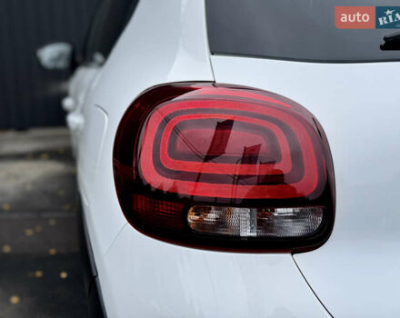 Белый Ситроен С3, объемом двигателя 1.2 л и пробегом 70 тыс. км за 11299 $, фото 11 на Automoto.ua