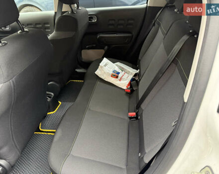 Белый Ситроен С3, объемом двигателя 1.2 л и пробегом 30 тыс. км за 13000 $, фото 8 на Automoto.ua