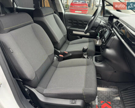 Белый Ситроен С3, объемом двигателя 1.2 л и пробегом 70 тыс. км за 11299 $, фото 45 на Automoto.ua