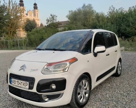 Белый Ситроен С3, объемом двигателя 1.4 л и пробегом 230 тыс. км за 5800 $, фото 4 на Automoto.ua