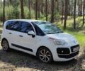 Белый Ситроен С3, объемом двигателя 1.6 л и пробегом 147 тыс. км за 7500 $, фото 1 на Automoto.ua