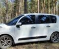 Белый Ситроен С3, объемом двигателя 1.6 л и пробегом 147 тыс. км за 7500 $, фото 3 на Automoto.ua