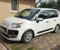 Белый Ситроен С3, объемом двигателя 1.4 л и пробегом 200 тыс. км за 5999 $, фото 6 на Automoto.ua