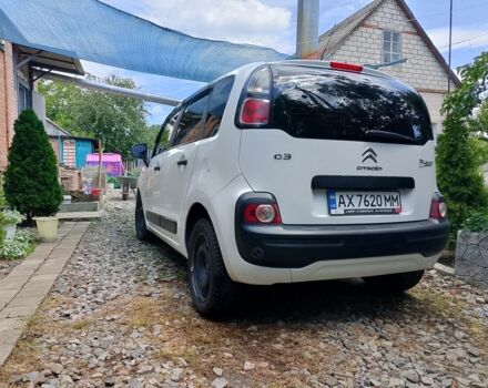 Ситроен С3 2013 в Люботине на Automoto.ua Белый Ситроен С3, объемом двигателя 1.4 л и пробегом 209 тыс. км за 6000 $, фото 3 на Automoto.ua
