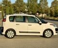 Белый Ситроен С3, объемом двигателя 1.4 л и пробегом 101 тыс. км за 5973 $, фото 3 на Automoto.ua