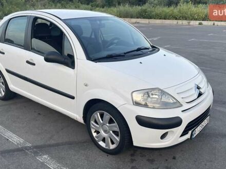 Білий Сітроен С3, об'ємом двигуна 1.4 л та пробігом 328 тис. км за 4000 $, фото 1 на Automoto.ua