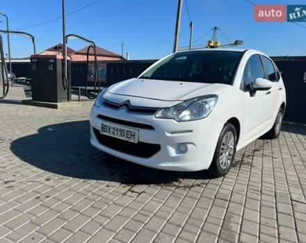 Белый Ситроен С3, объемом двигателя 1.4 л и пробегом 260 тыс. км за 4400 $, фото 1 на Automoto.ua