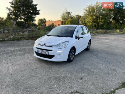 Белый Ситроен С3, объемом двигателя 1.4 л и пробегом 257 тыс. км за 5800 $, фото 1 на Automoto.ua