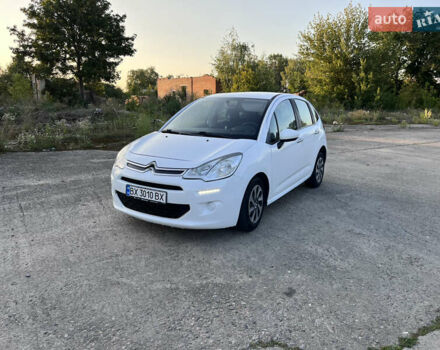 Белый Ситроен С3, объемом двигателя 1.4 л и пробегом 257 тыс. км за 5800 $, фото 1 на Automoto.ua