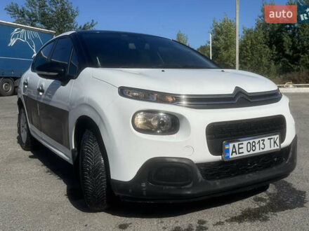 Белый Ситроен С3, объемом двигателя 1.6 л и пробегом 242 тыс. км за 7200 $, фото 1 на Automoto.ua