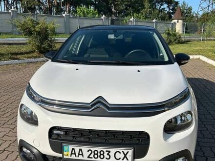 Ситроен С3 2017 в Киеве на Automoto.ua Белый Ситроен С3, объемом двигателя 1.2 л и пробегом 73 тыс. км за 10700 $, фото 1 на Automoto.ua