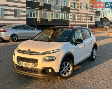 Белый Ситроен С3, объемом двигателя 1.2 л и пробегом 68 тыс. км за 9000 $, фото 1 на Automoto.ua