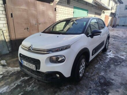 Белый Ситроен С3, объемом двигателя 1.2 л и пробегом 140 тыс. км за 8500 $, фото 1 на Automoto.ua