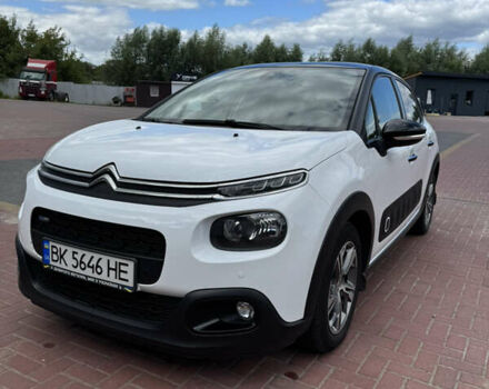 Білий Сітроен С3, об'ємом двигуна 1.2 л та пробігом 82 тис. км за 12300 $, фото 1 на Automoto.ua