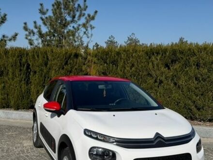 Белый Ситроен С3, объемом двигателя 1.2 л и пробегом 112 тыс. км за 10000 $, фото 1 на Automoto.ua