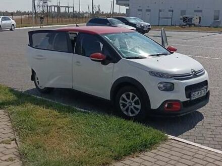 Сітроен С3 2018 у Миколаєві на Automoto.ua Білий Сітроен С3, об'ємом двигуна 1.2 л та пробігом 55 тис. км за 10500 $, фото 1 на Automoto.ua
