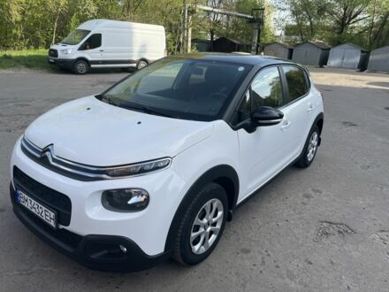 Сітроен С3 2018 у Ахтырке на Automoto.ua Білий Сітроен С3, об'ємом двигуна 1.2 л та пробігом 67 тис. км за 9000 $, фото 1 на Automoto.ua