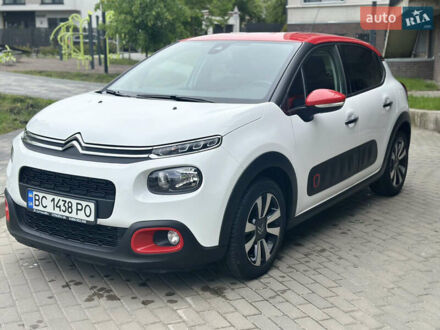 Сітроен С3 2018 у Львові на Automoto.ua Білий Сітроен С3, об'ємом двигуна 1.2 л та пробігом 94 тис. км за 12650 $, фото 1 на Automoto.ua