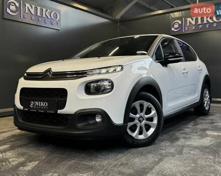 Сітроен С3 2018 у Києві на Automoto.ua Білий Сітроен С3, об'ємом двигуна 1.2 л та пробігом 68 тис. км за 8700 $, фото 1 на Automoto.ua