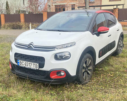 Белый Ситроен С3, объемом двигателя 1.2 л и пробегом 126 тыс. км за 10800 $, фото 1 на Automoto.ua