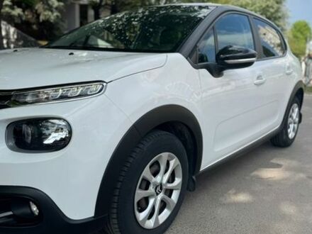 Белый Ситроен С3, объемом двигателя 1.2 л и пробегом 55 тыс. км за 11300 $, фото 1 на Automoto.ua