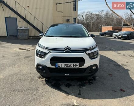 Белый Ситроен С3, объемом двигателя 1.2 л и пробегом 13 тыс. км за 17999 $, фото 1 на Automoto.ua